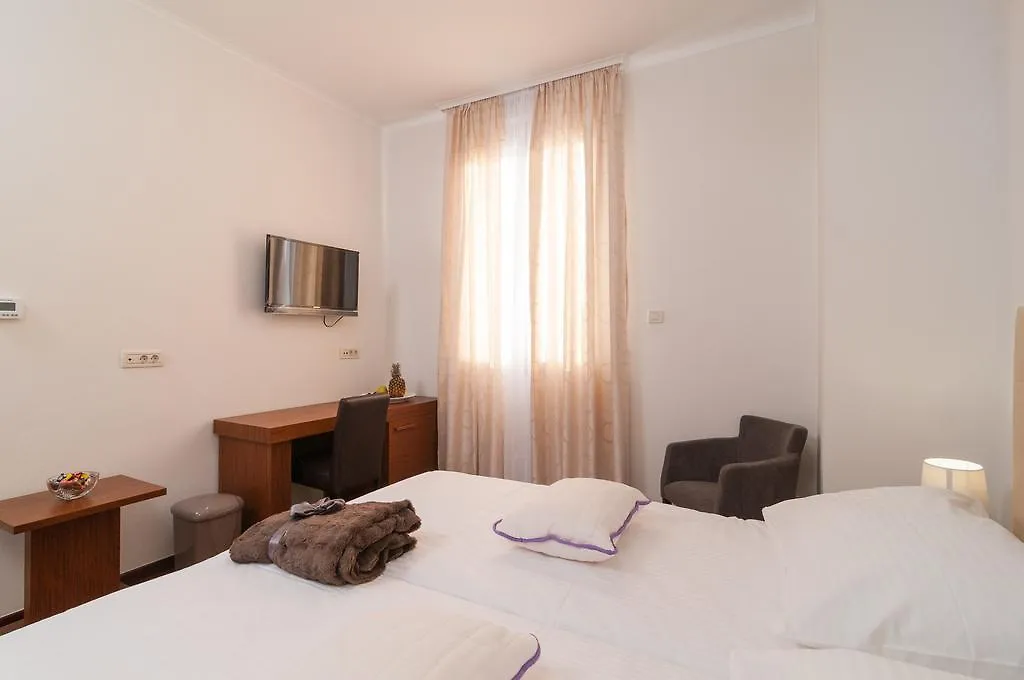 **** Guest house Luxury Rooms Near The Beach Split Croatia