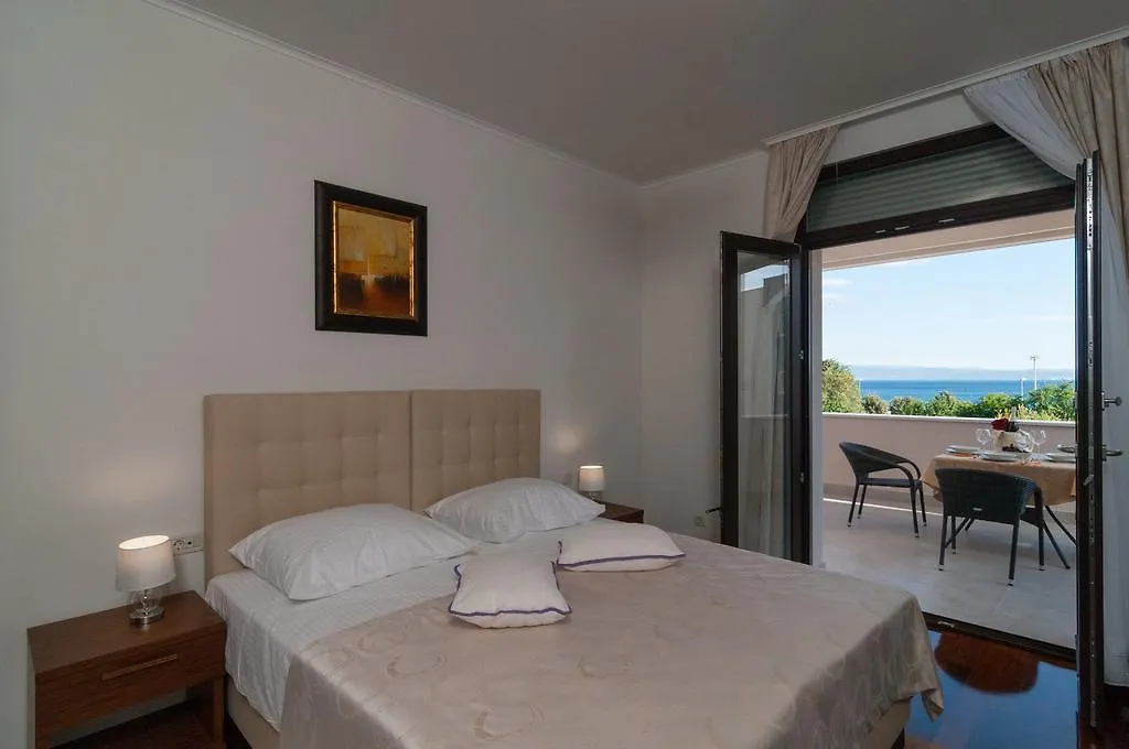 Luxury Rooms Near The Beach Split Guest house